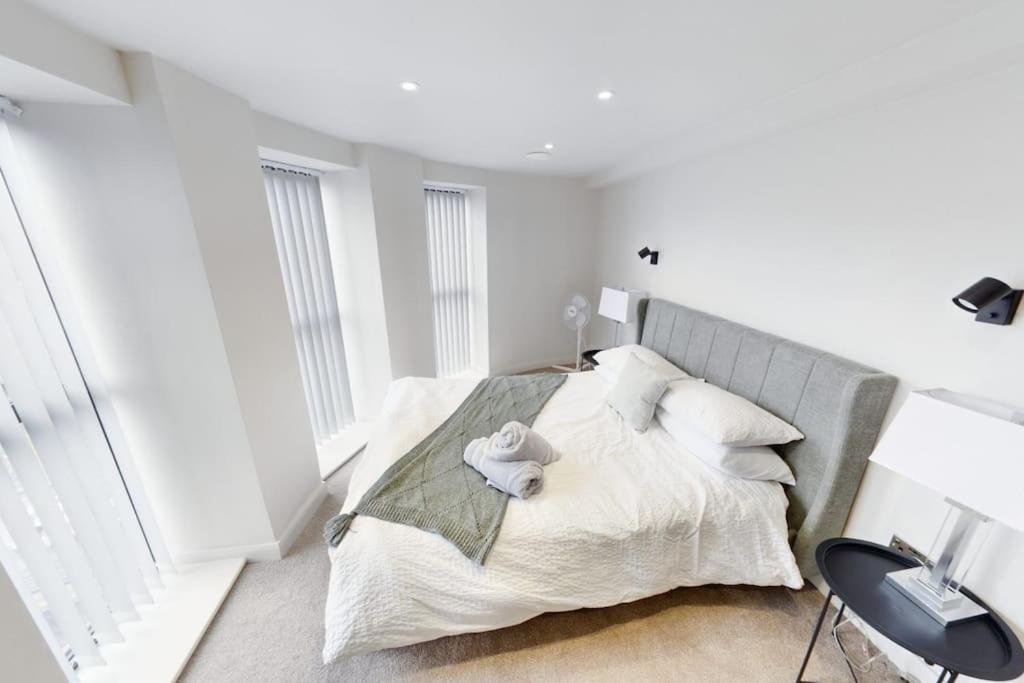 Apartamento 2 Bed Penthouse In The Heart Of Leeds City Centre Near Arena Exterior foto